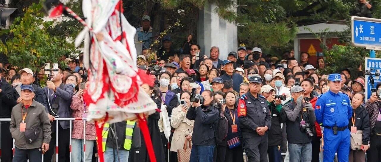 非遗舞蹈大巡礼在辽宁朝阳“炸街”出圈